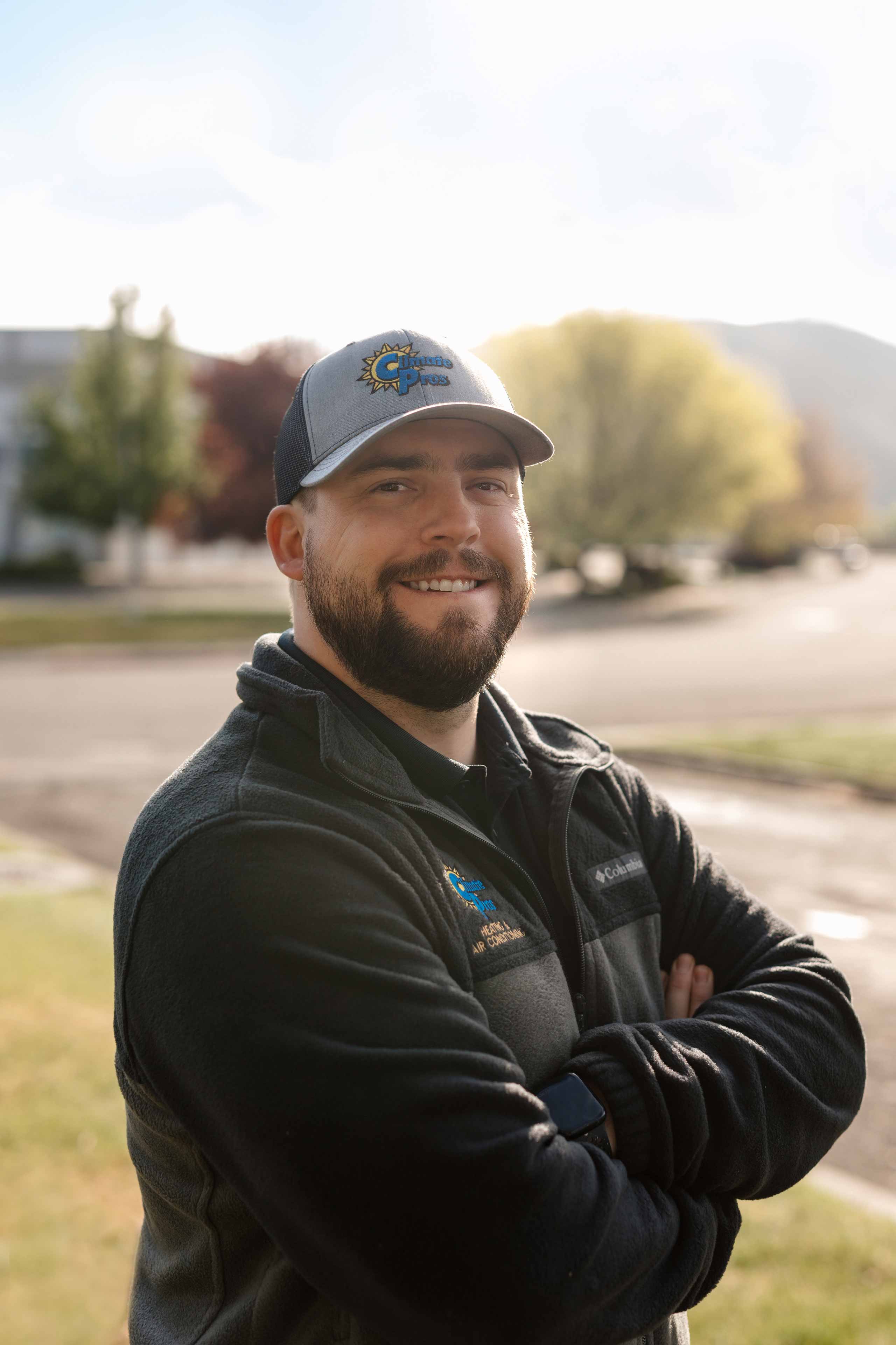 robert leslie headshot